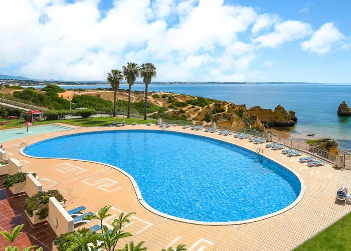 Amazing Sea View W/ 2 Bdr Ideal 4 Families W/ Wifi