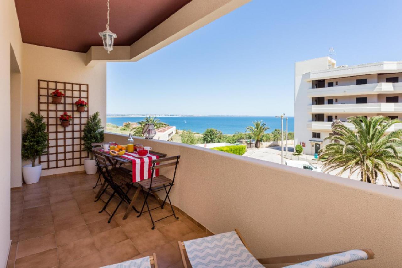 Apartment Amazing Sea View W/ 2 Bdr Ideal 4 Families W/ Wifi