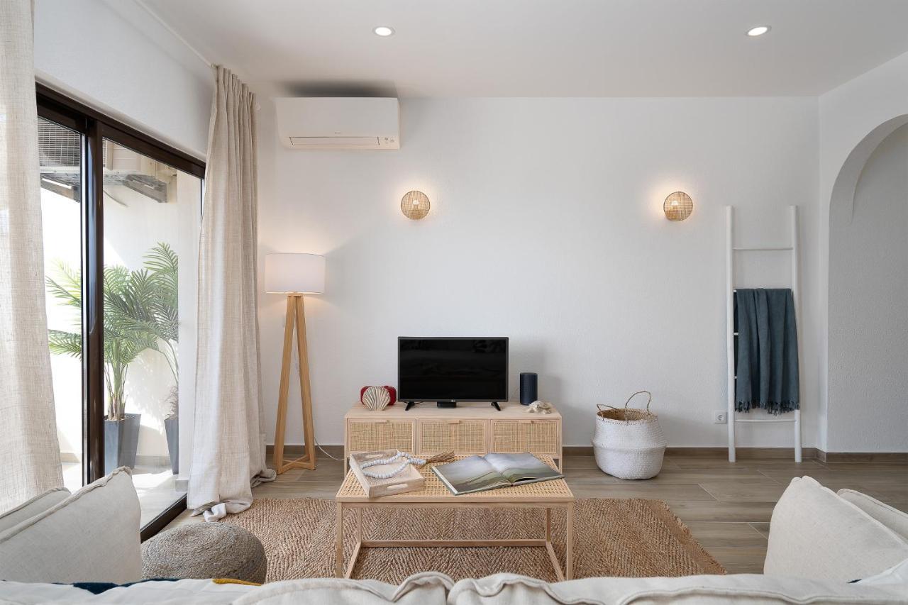 Apartment Amazing Sea View W/ 2 Bdr Ideal 4 Families W/ Wifi