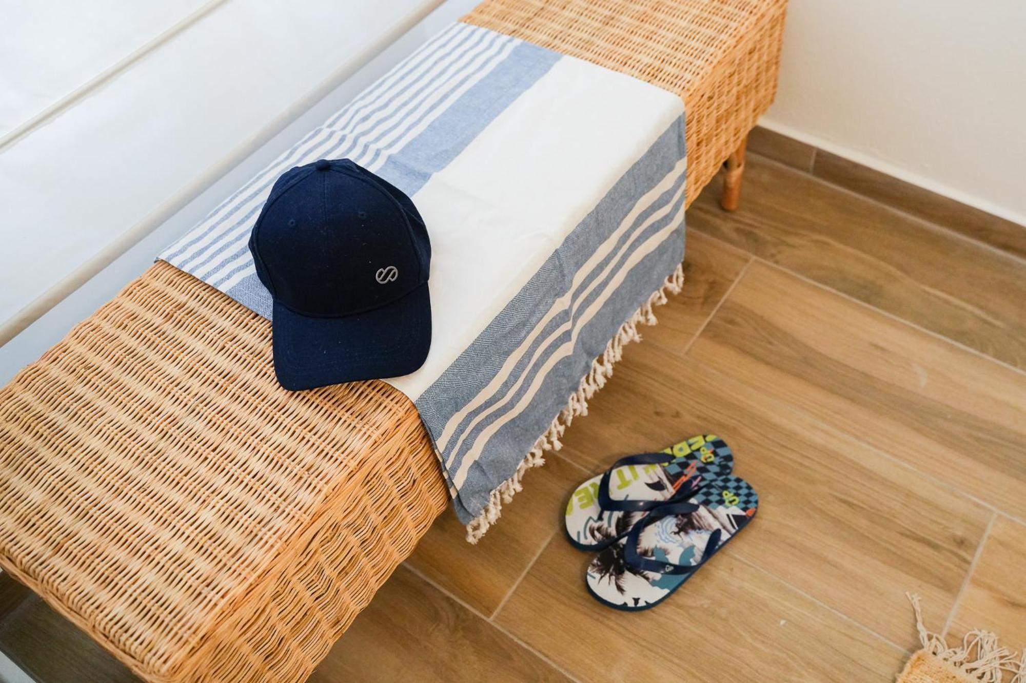 Amazing Sea View W/ 2 Bdr Ideal 4 Families W/ Wifi *