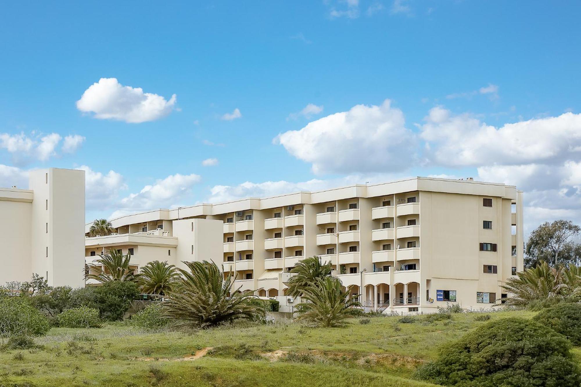 Apartment Amazing Sea View W/ 2 Bdr Ideal 4 Families W/ Wifi